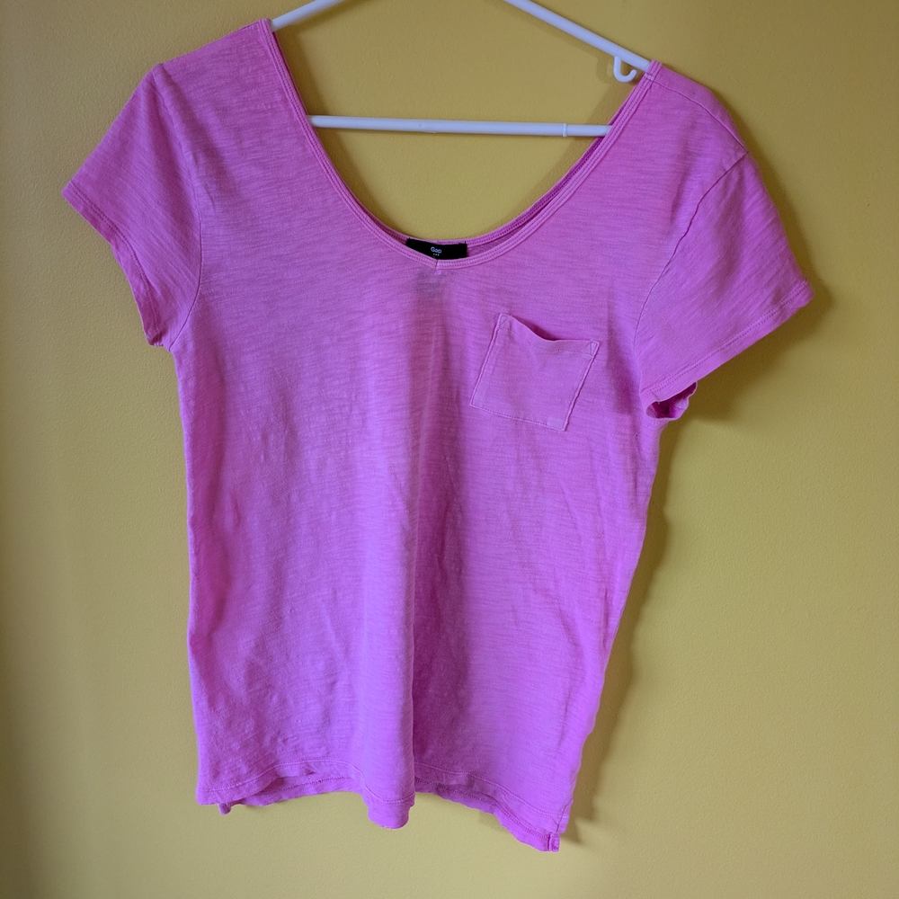 Top GAP Pink Scoop Neck Short Sleeve Pocket Tee